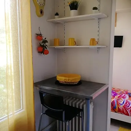 Cosy A Vue Sur Jardin 10 M² Amiens